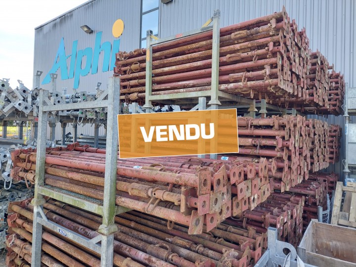 LOT ETAIS ST3 PEINTS